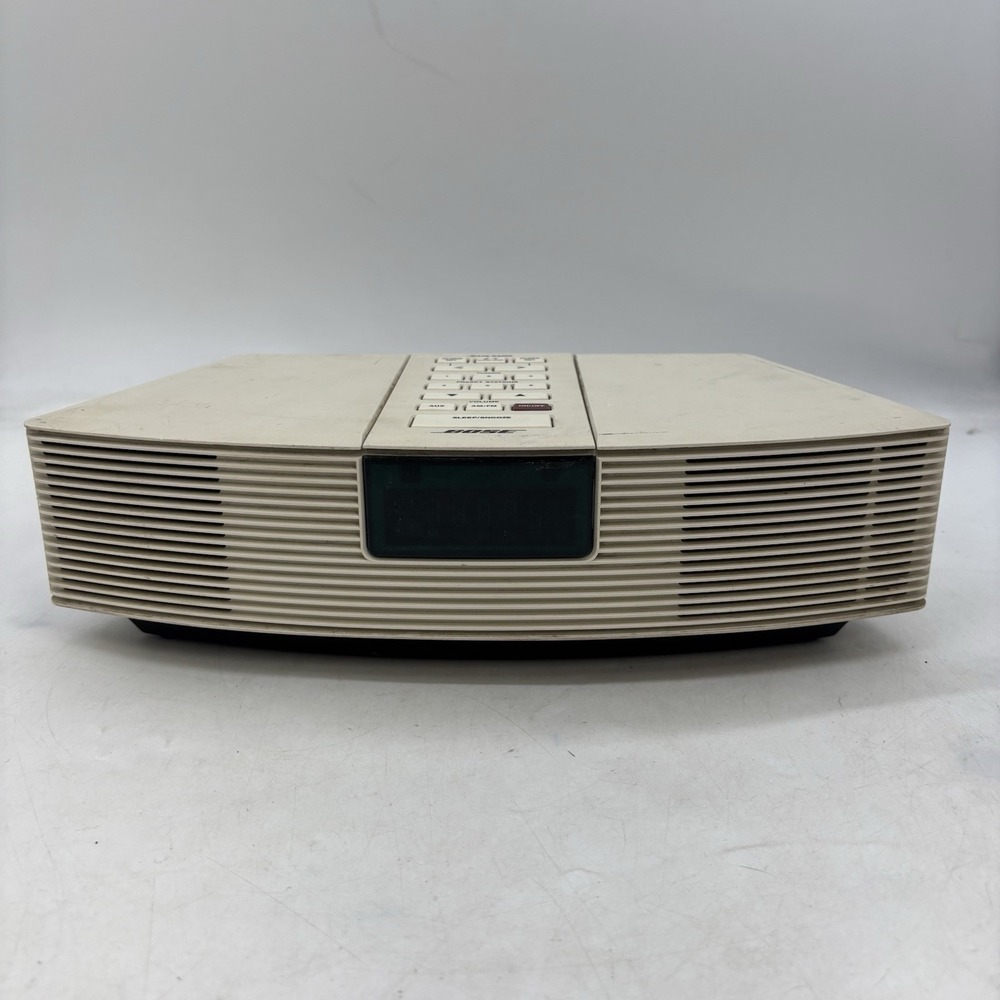 Bose Wave AM/FM Radio AWR1-1W FOR PARTS OR REPAIR Turns On